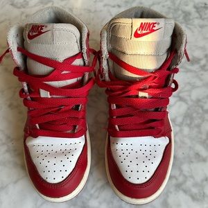 Jordan 1 High OG Nike 2Y Red